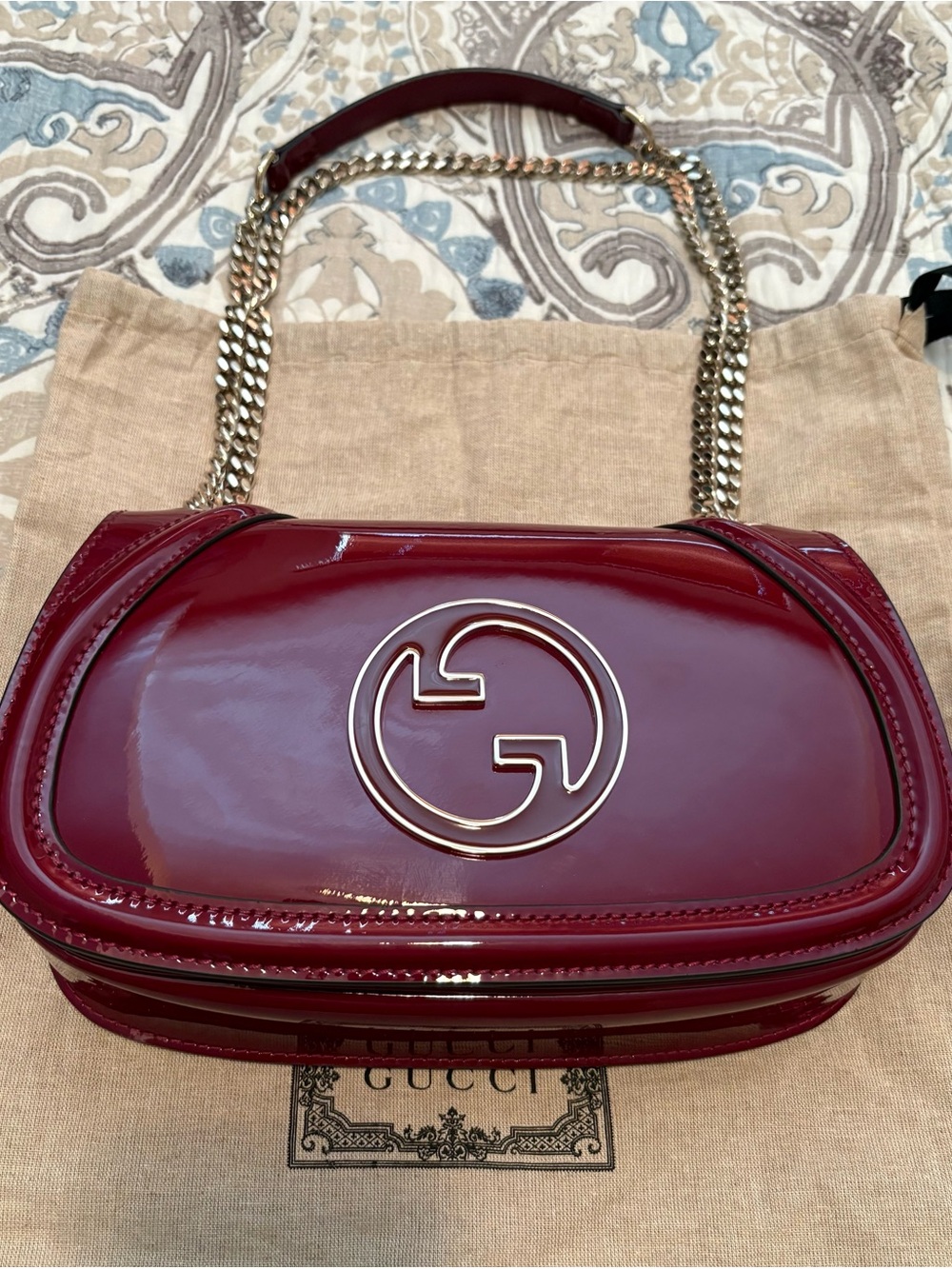 Gucci Medium Blondie Bag in Red Patent Leather